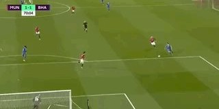 Leyu 体育网站-前四稳了！半场臭球+半场逆转，曼联的DNA没有丢