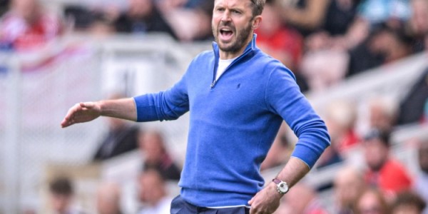 BBC：卡里克将放弃阿莫林的343阵型，转而采用4231阵型