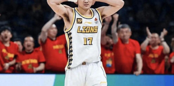 乐鱼最新登录入口-12投10铁，被高诗岩打崩心态！球迷：知道你为啥进不了国家队了吧