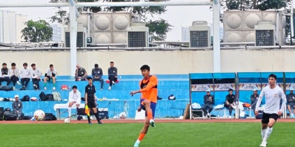 乐鱼最新登录入口-山东泰山与青岛西海岸进行热身赛 最终山东泰山1:2不敌青岛西海岸