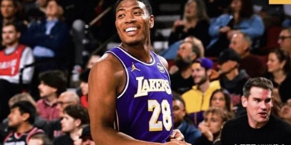 湖人复仇迎连胜，东契奇满分詹姆斯优秀，两替补也进红榜